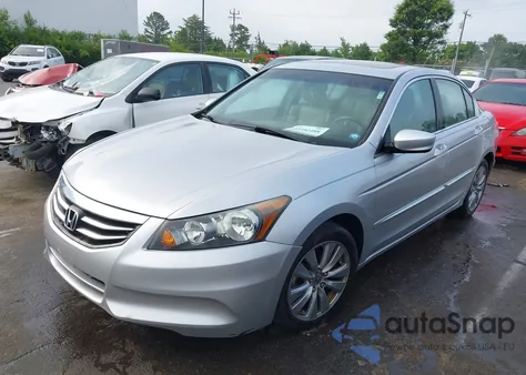 2011 Honda Accord 2.4 Ex-L z USA, uszkodzony, nr VIN 1HGCP2F89BA112201